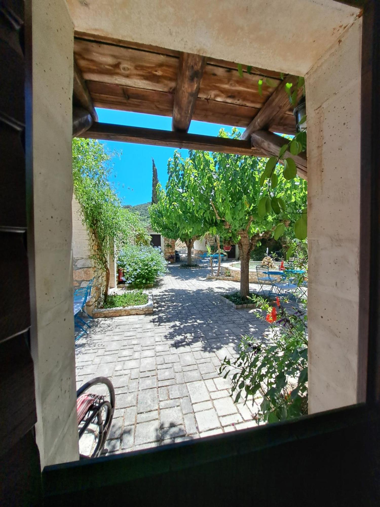 Tsivouli Accommodation Lithakia  Exteriör bild